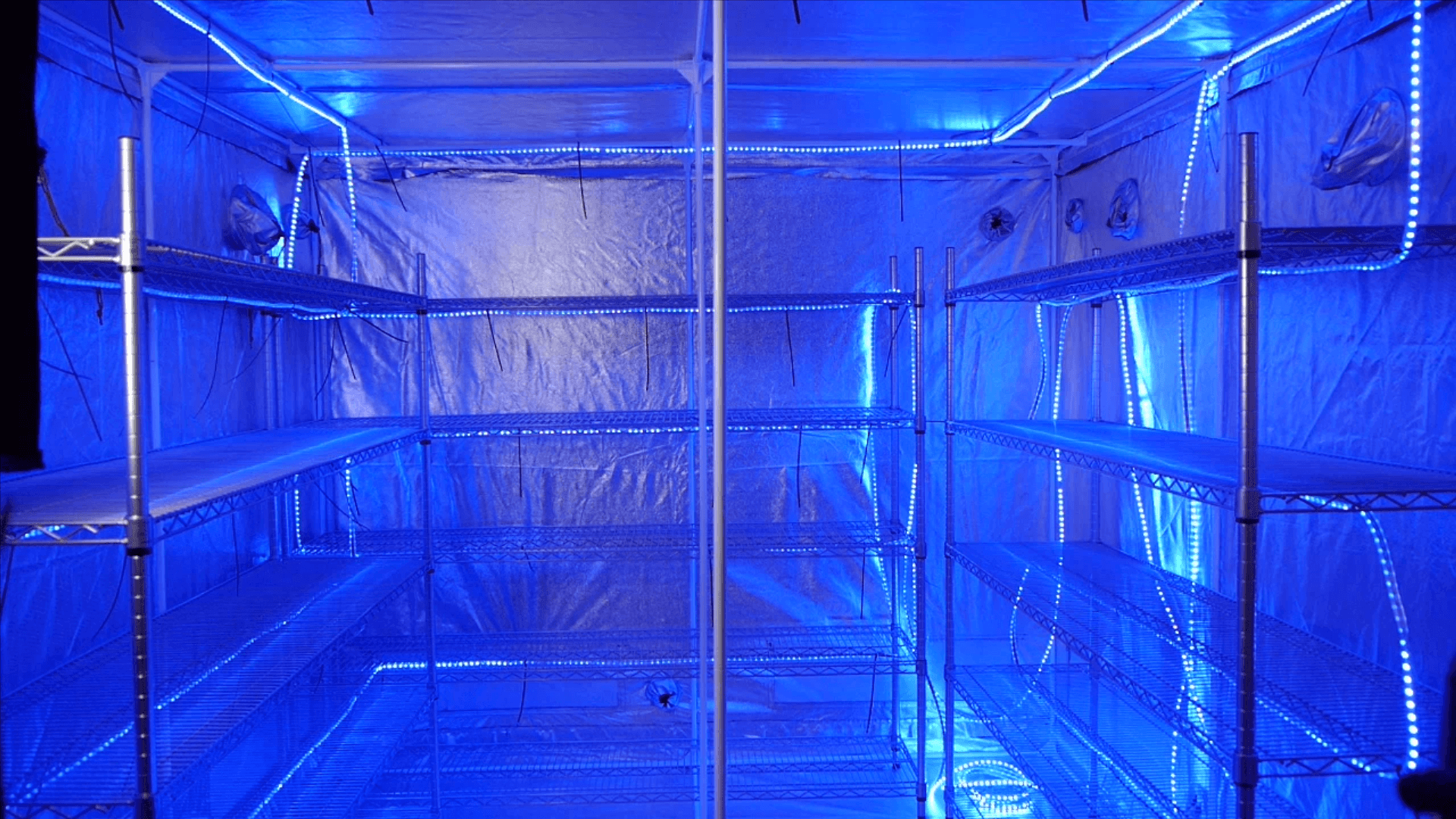 Hydroponics tent