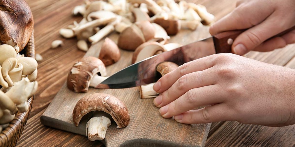 What Do Cremini Mushrooms Taste Like? How Should You Cook Them?
