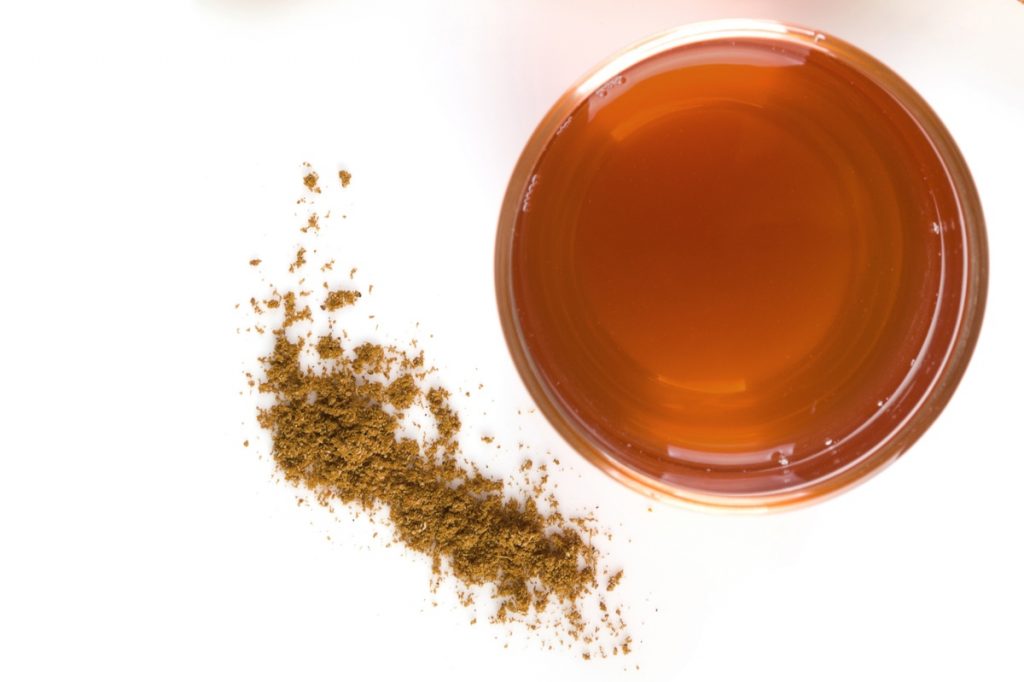 Reishi mushroom powder and tea